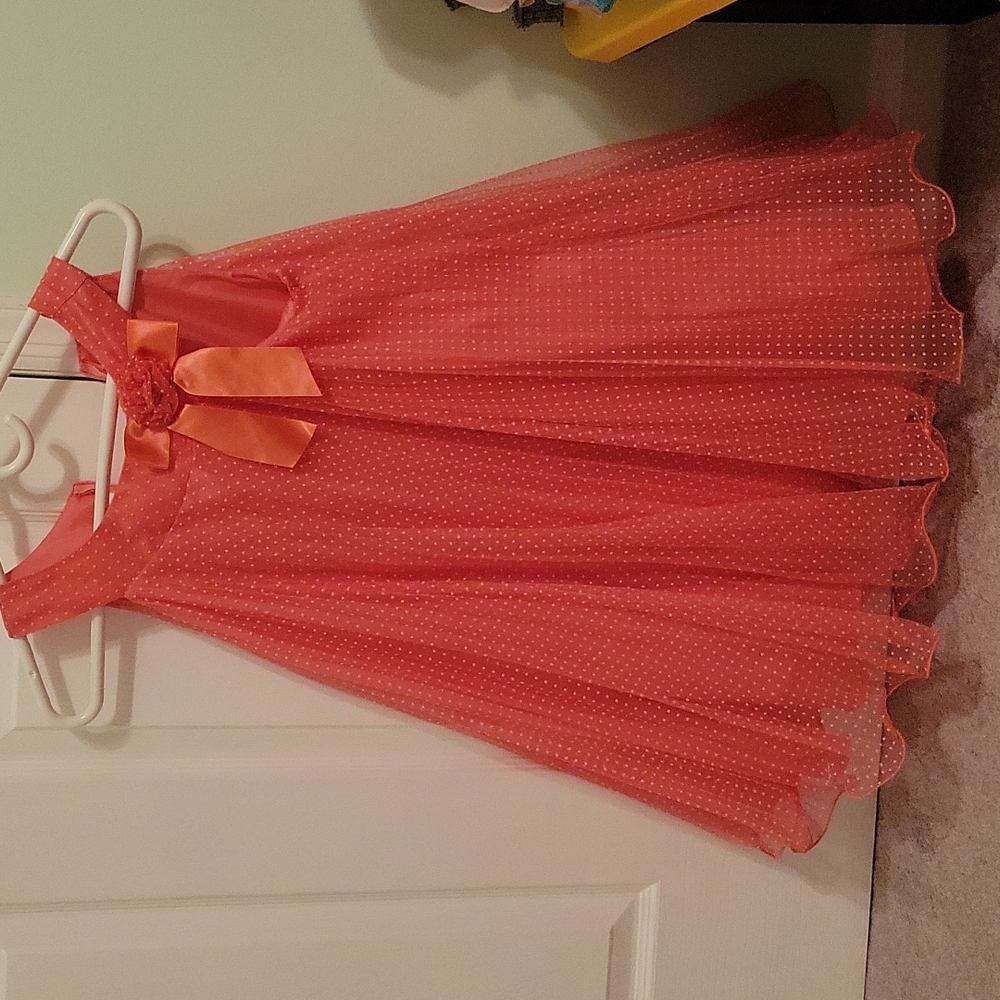 Sleeveless dress for girls